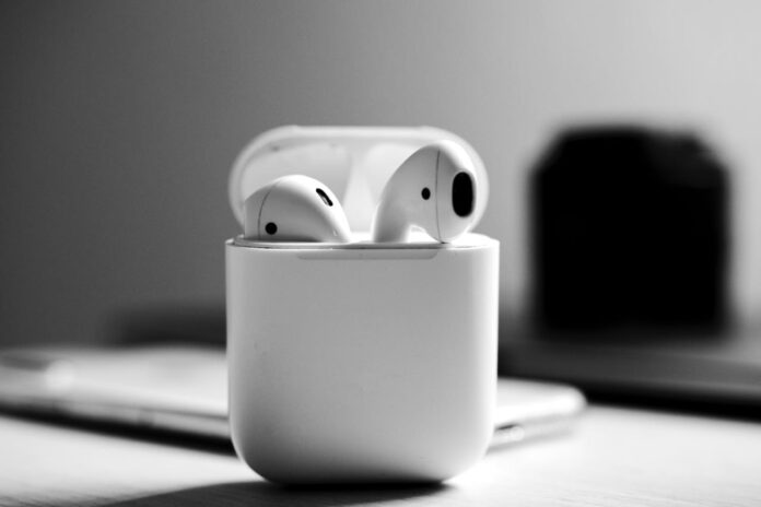 Apple's AirPods Approved as Hearing Aids